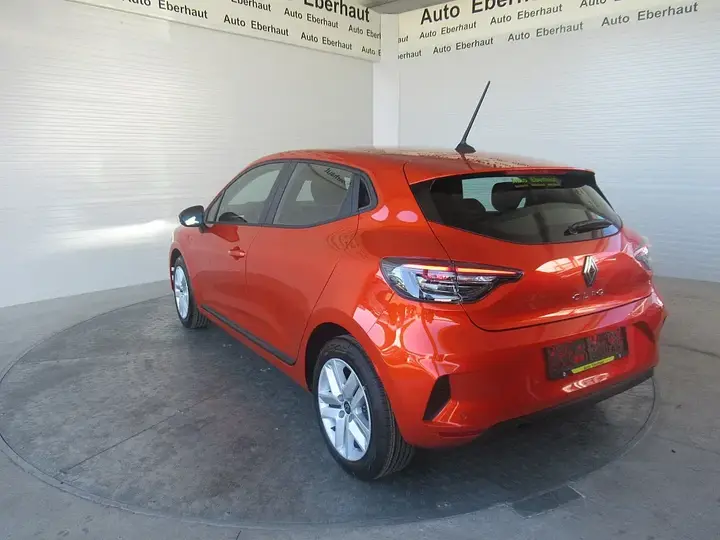 Renault Clio 2024 photo 3