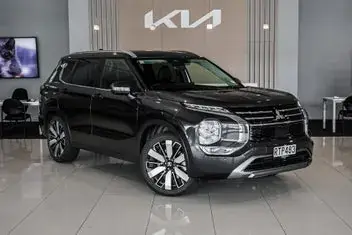 Mitsubishi Outlander 2026 photo 2
