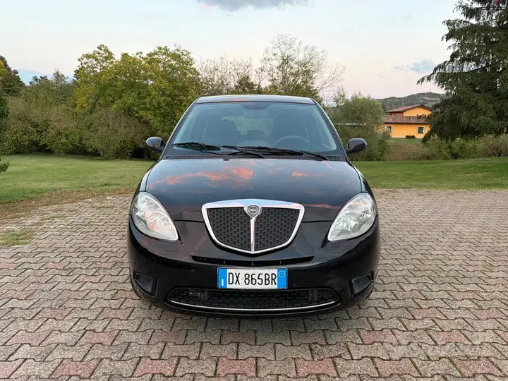Lancia Ypsilon 2009 photo 2