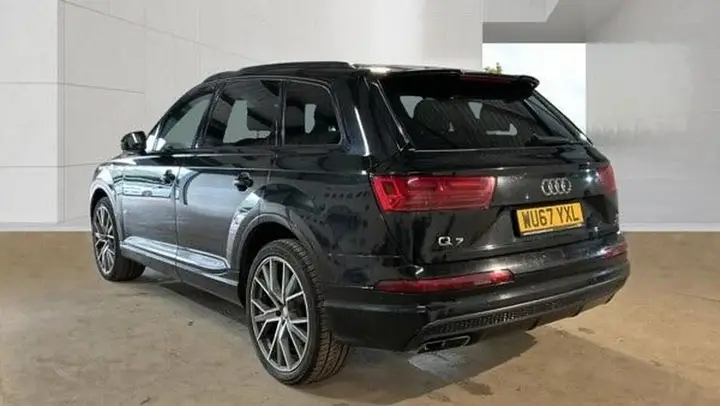 Audi Q7 2017 photo 3