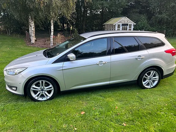 Ford Focus 2015 photo 2