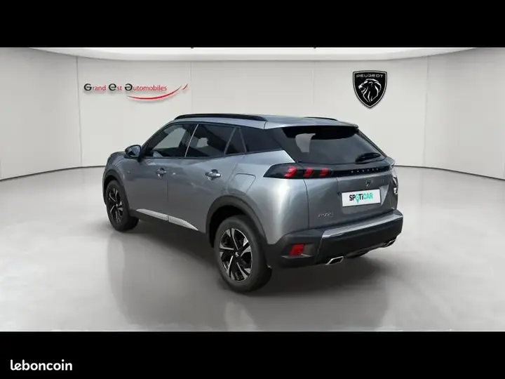 Peugeot 2008 2022 photo 3