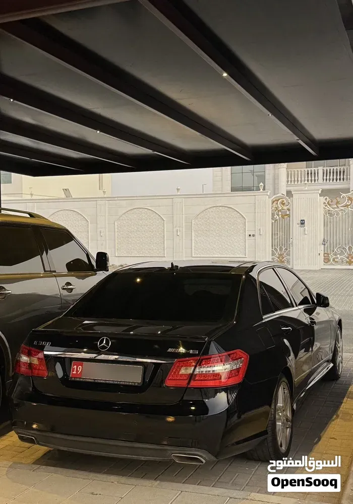 Mercedes-Benz E-Class 2013 photo 2
