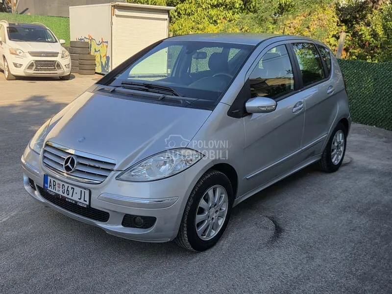 Mercedes-Benz A 180 2008 photo 2
