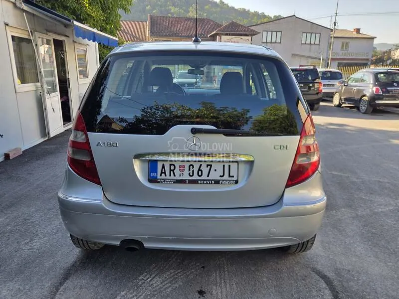 Mercedes-Benz A 180 2008 photo 5