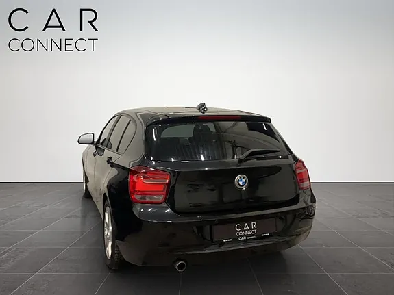 BMW 118D 2012 photo 3