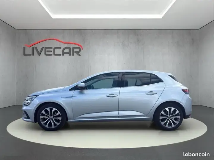 Renault Megane 2023 photo 3