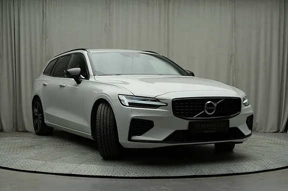 Volvo V60 2021 photo 3