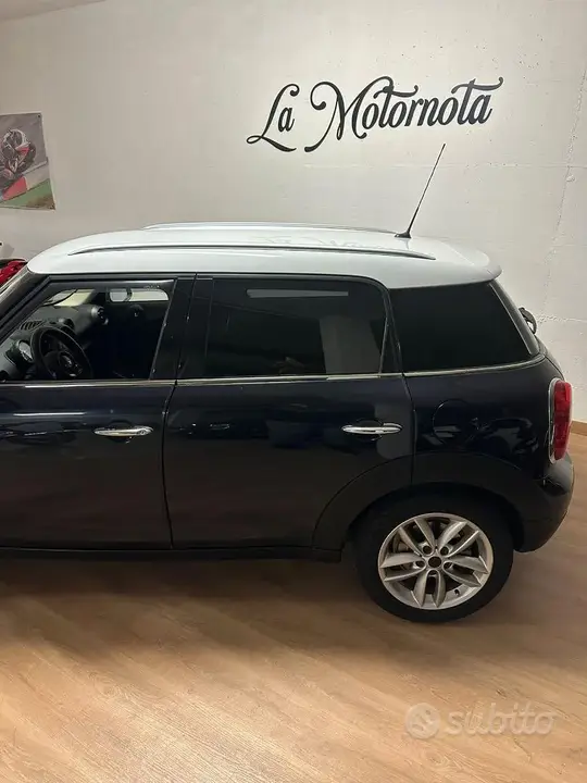 Mini Countryman 2011 photo 3