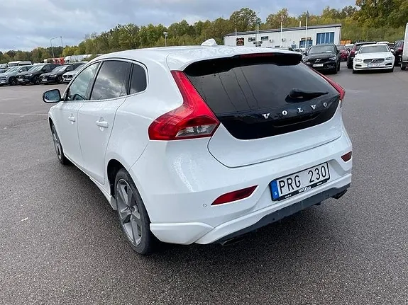 Volvo V40 2013 photo 4