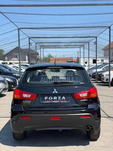 Mitsubishi Asx 2010 photo 5