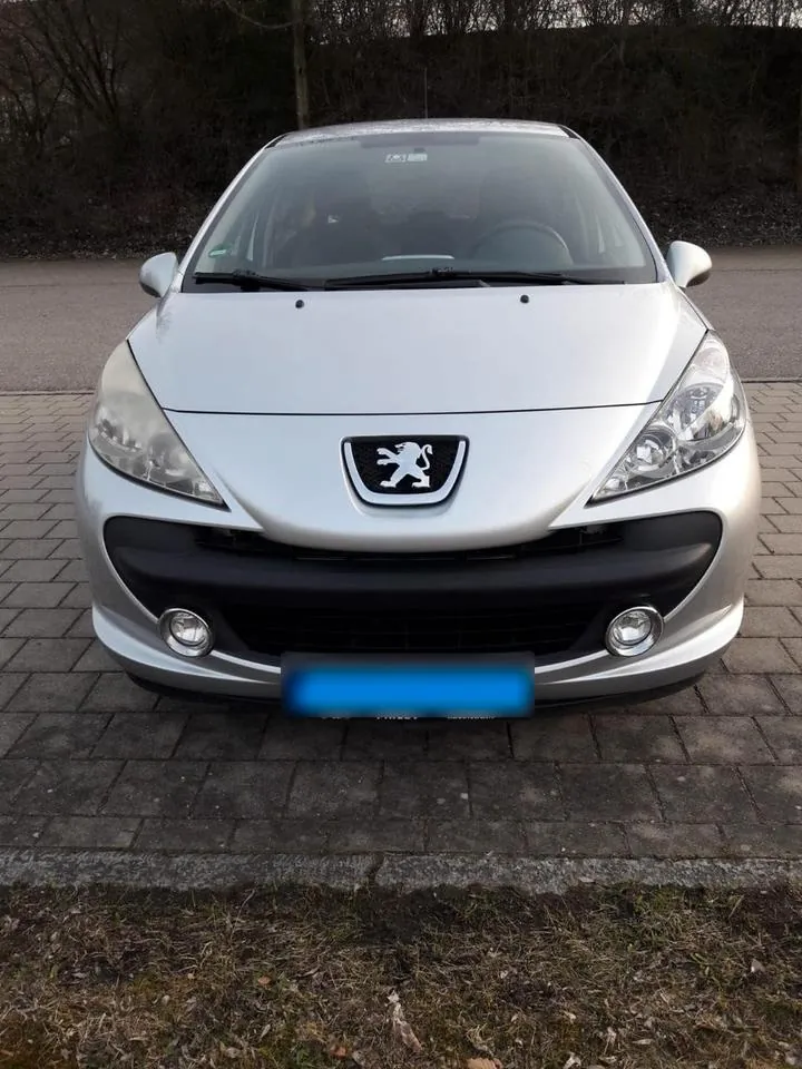 Peugeot 207