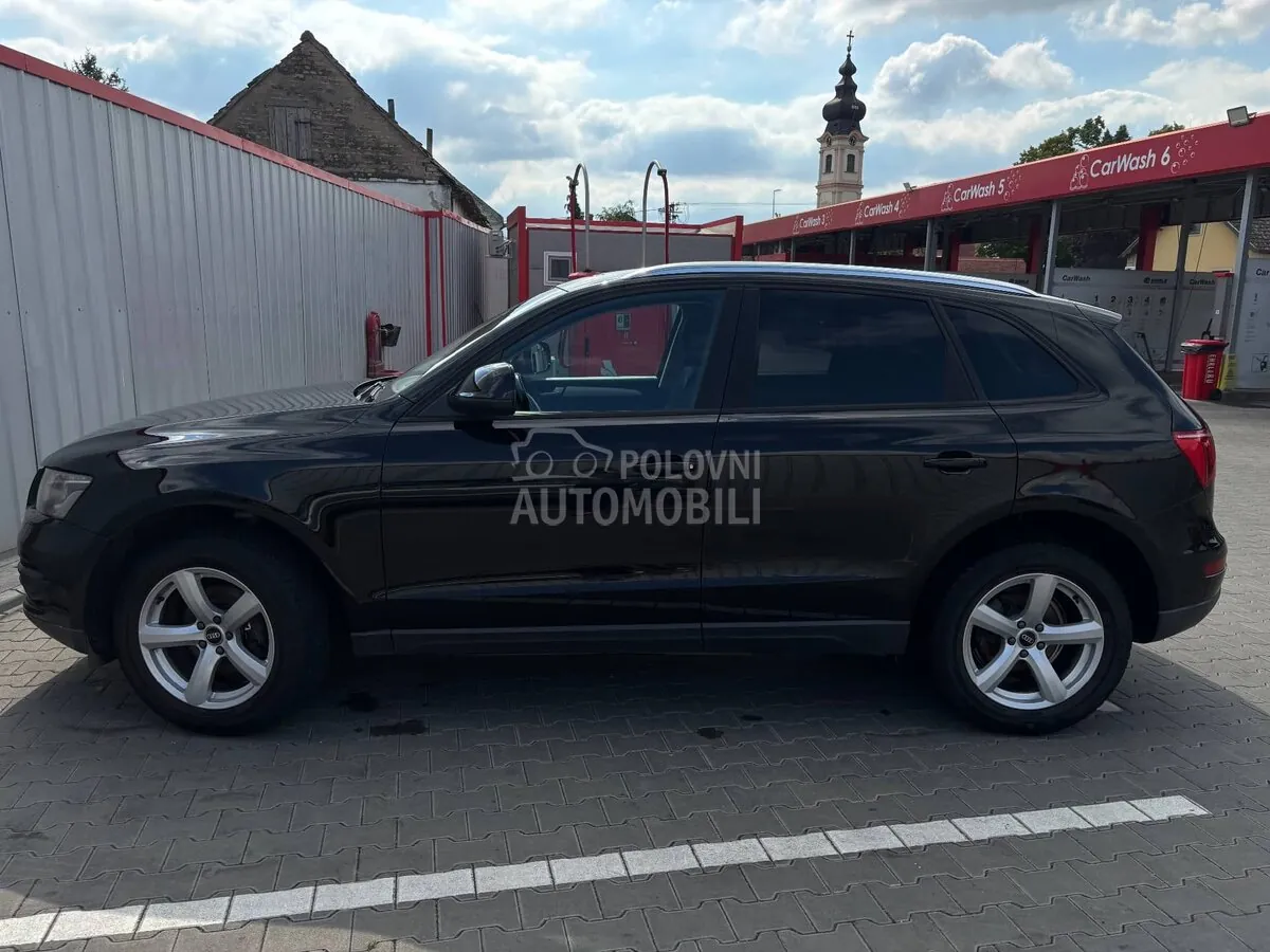 Audi Q5 2011 photo 2