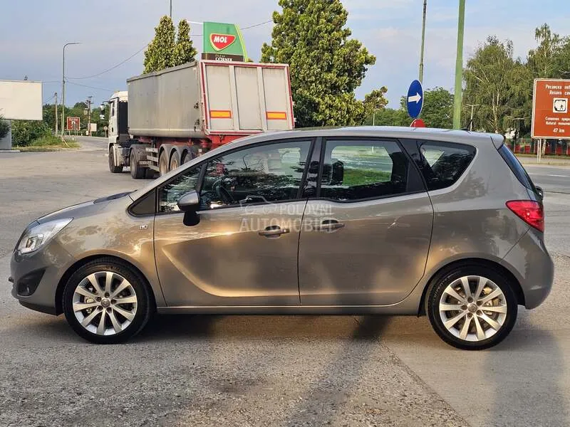 Opel Meriva 2011 photo 5