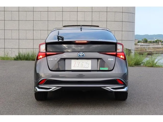 Toyota Prius 2021 photo 5