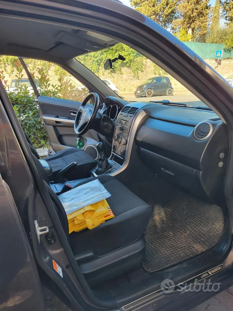 Suzuki Grand Vitara 2009 photo 4