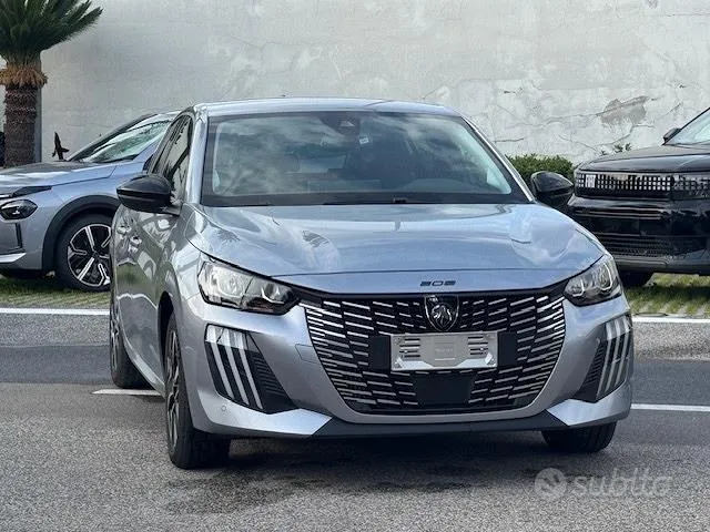 Peugeot 208 2025 photo 2