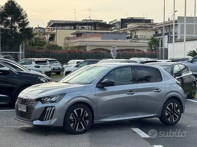 Peugeot 208 2025 photo 3