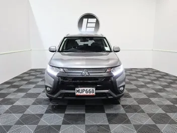 Mitsubishi Outlander 2020 photo 3