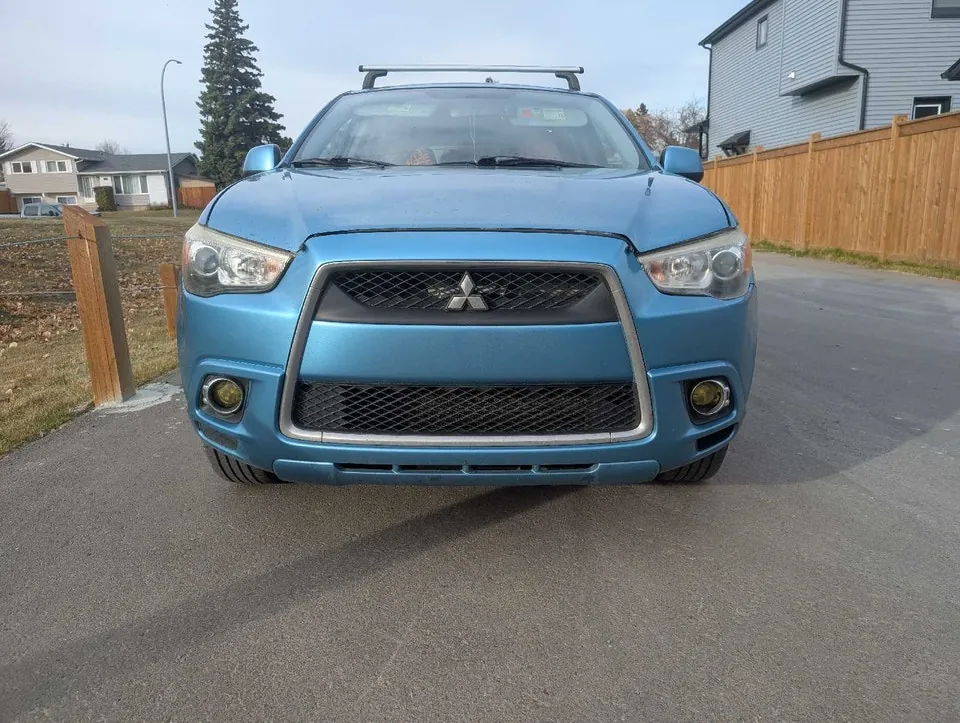 Mitsubishi Rvr 2011 photo 2