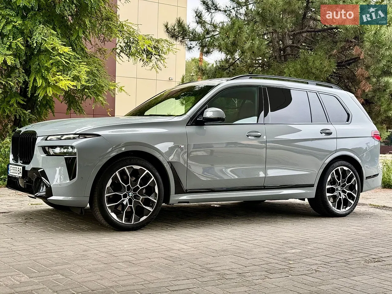 BMW X7 2023 photo 4