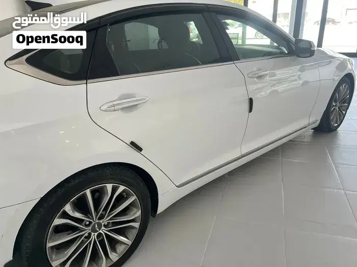 Genesis G80 2016 photo 4