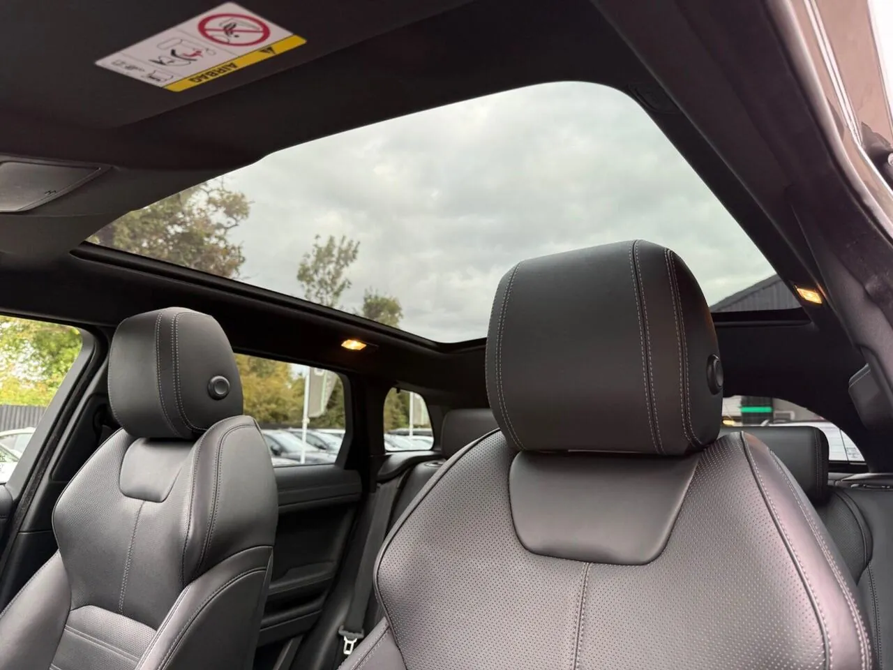 Land Rover Range Rover Evoque 2018 photo 4