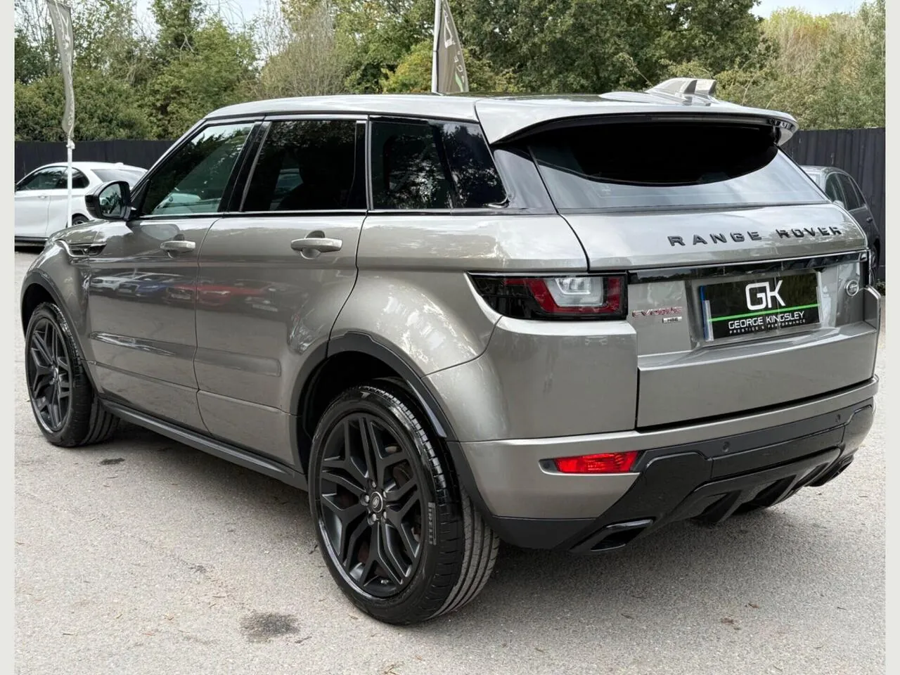 Land Rover Range Rover Evoque 2018 photo 2