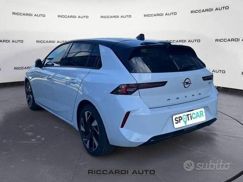 Opel Astra 2026 photo 4