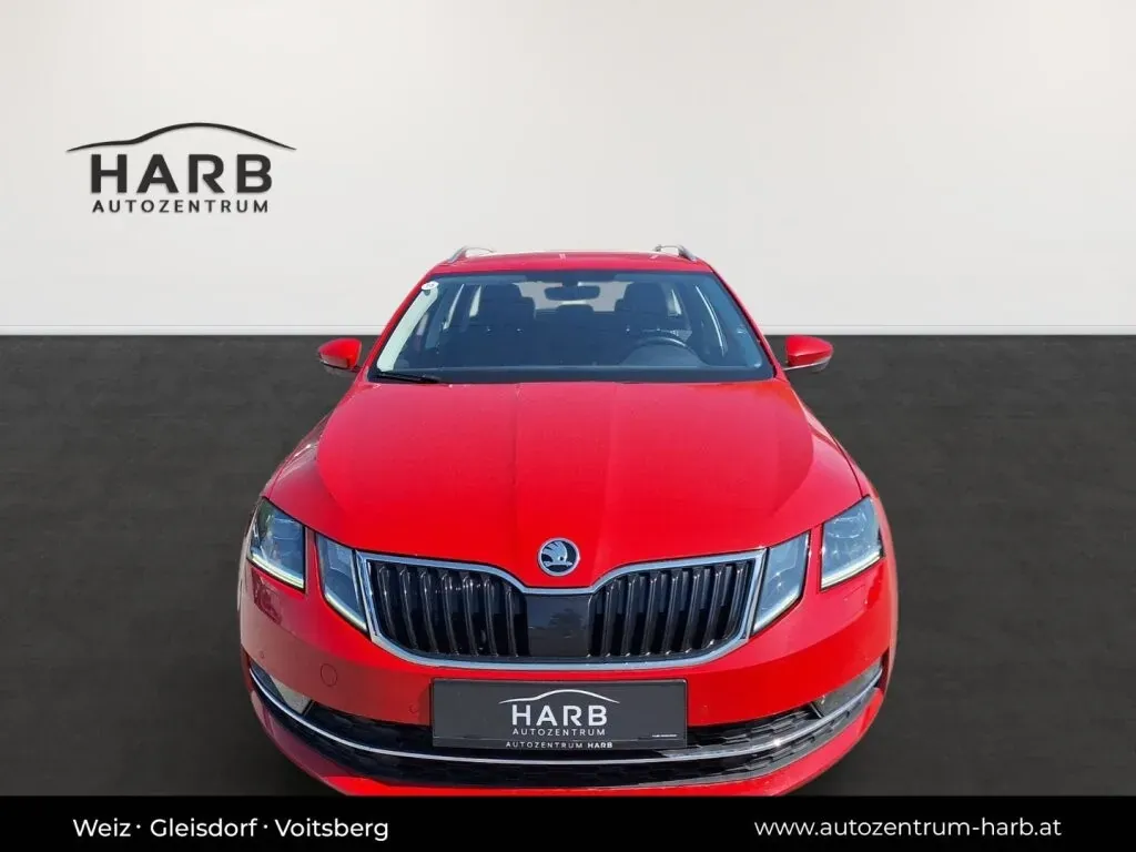 Skoda Octavia 2019 photo 2