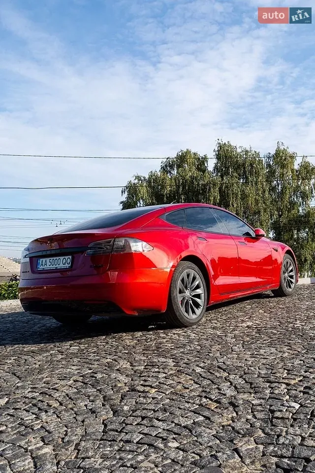 Tesla Model S 2018 photo 5