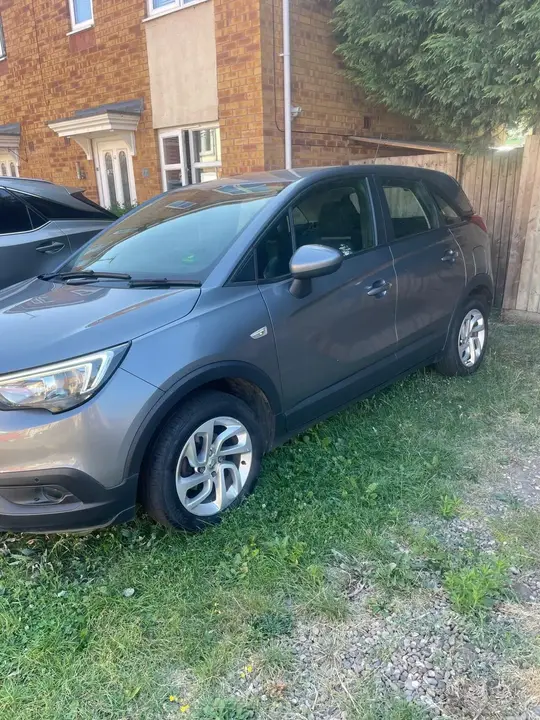 Vauxhall Crossland X 2018 photo 2