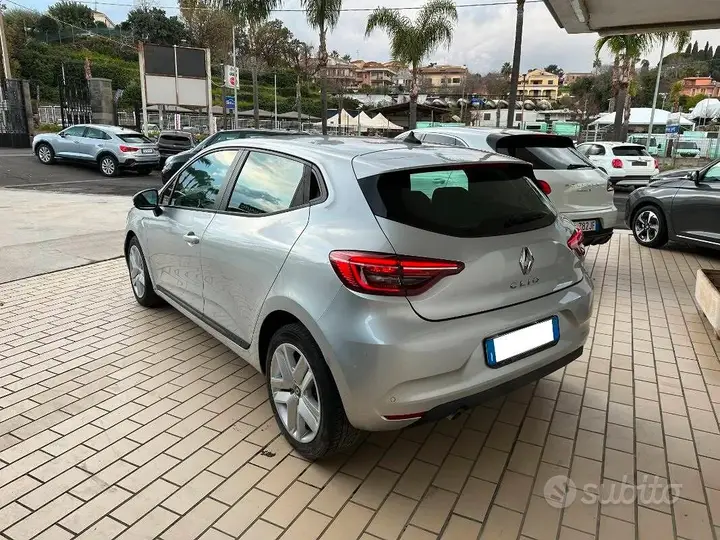 Renault Clio 2022 photo 5