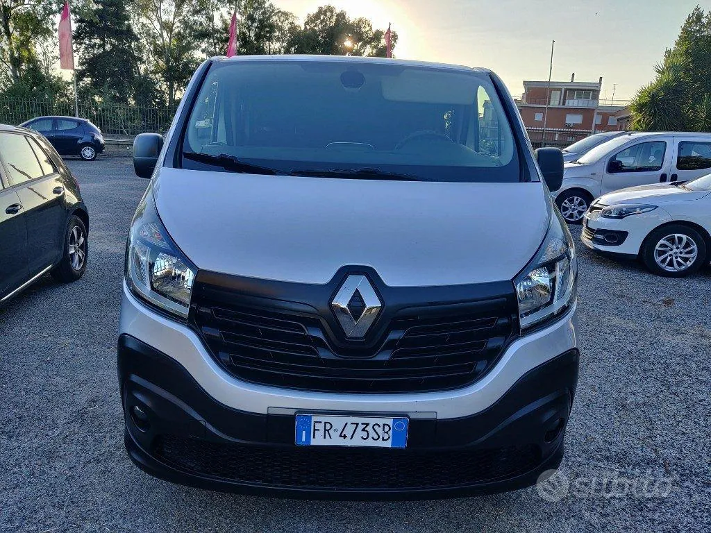 Renault Trafic 2018 photo 2