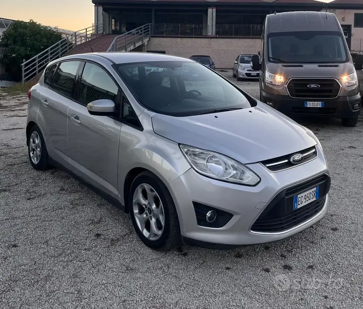 Ford C-Max 2011 photo 2