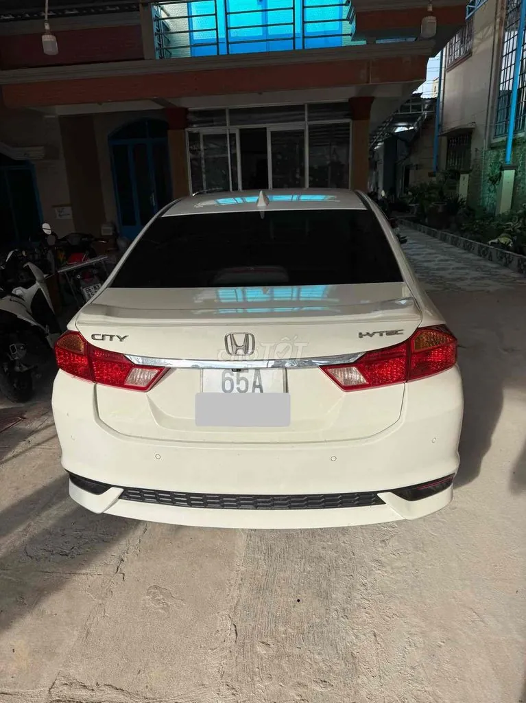 Honda City 2018 photo 2