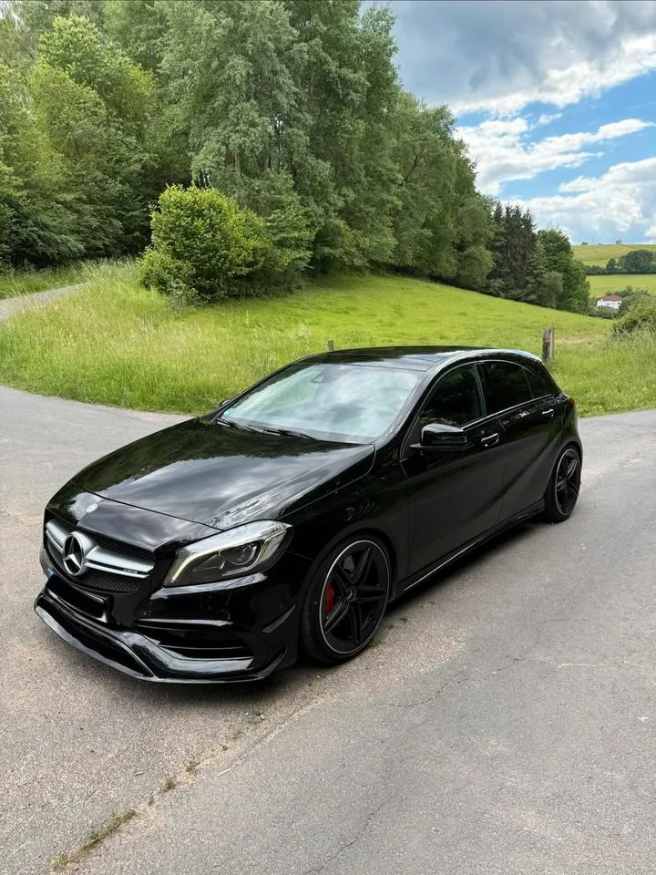 Mercedes-Benz A45 Amg