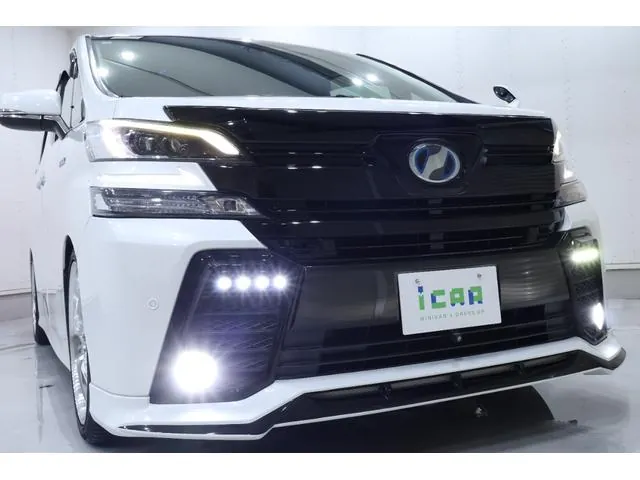 Toyota Vellfire 2015 photo 2