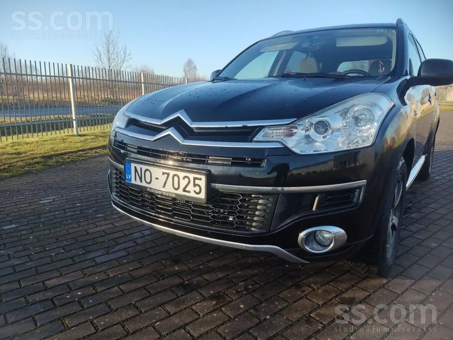 Citroen C-Crosser 2009 photo 3