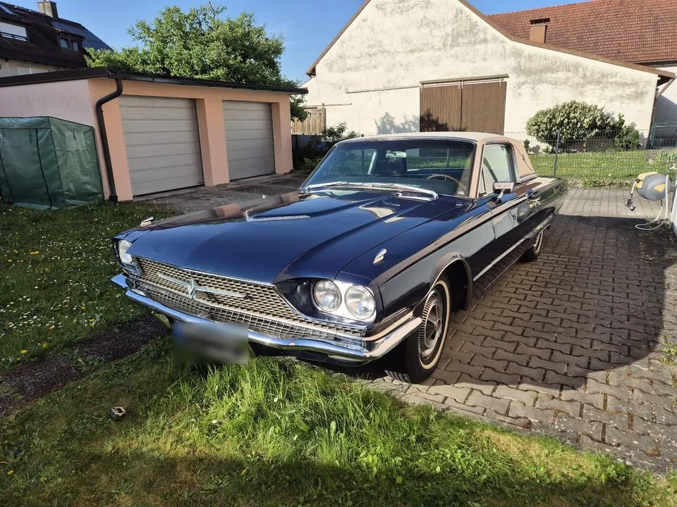 Ford Thunderbird