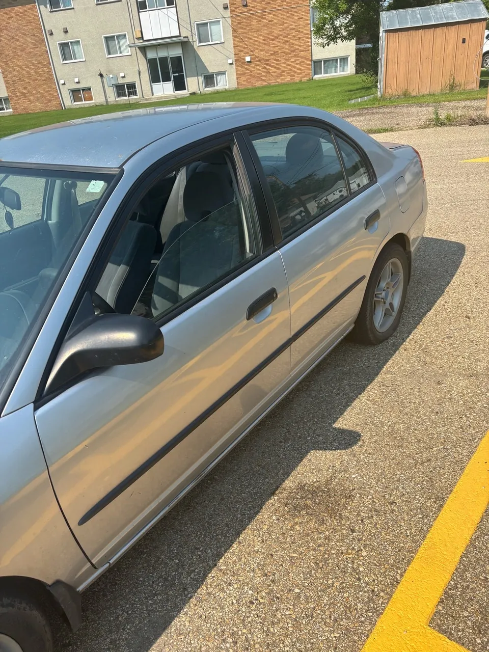 Honda Civic 2004 photo 2