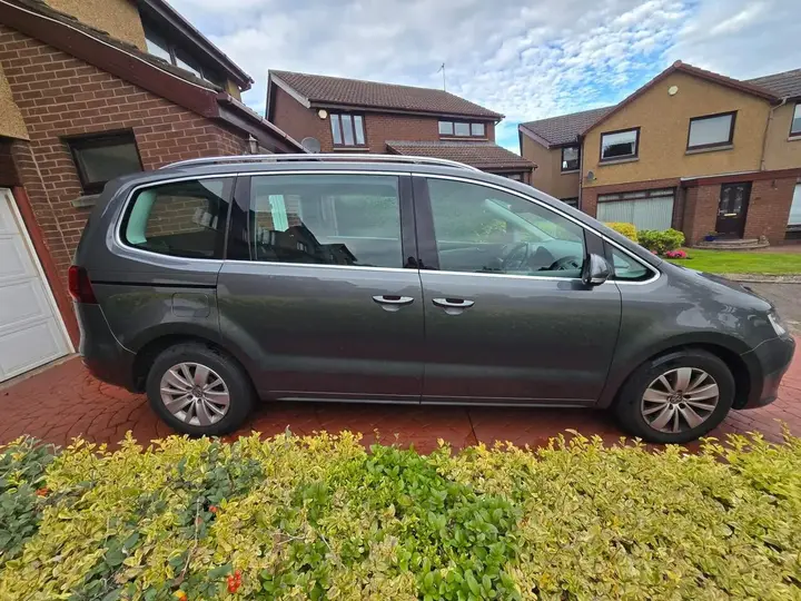 Volkswagen Sharan 2020 photo 2
