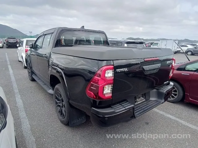 Toyota Hilux 2024 photo 3