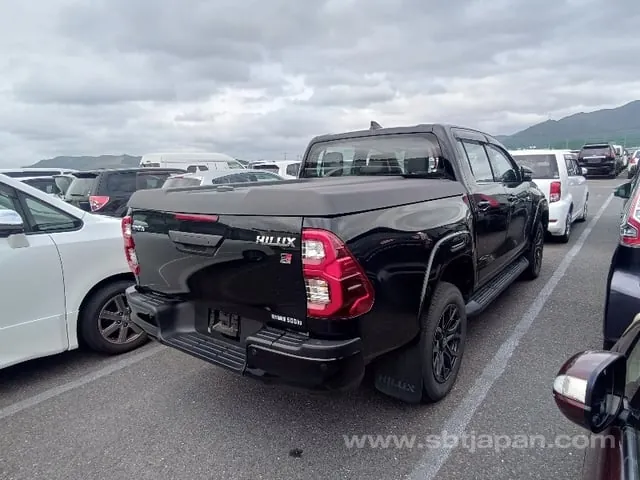 Toyota Hilux 2024 photo 4