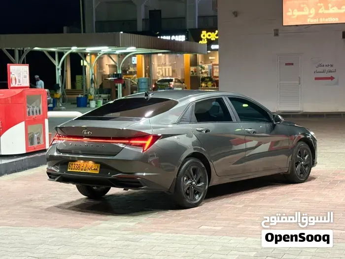 Hyundai Elantra 2022 photo 3