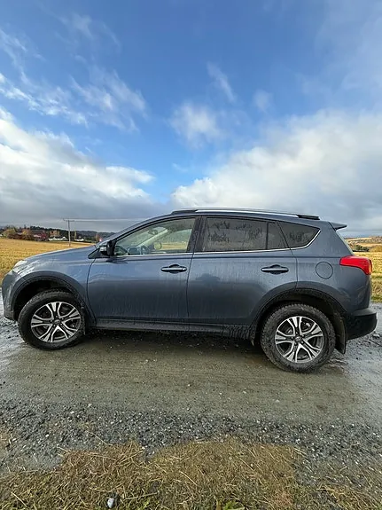 Toyota Rav4 2013 photo 4