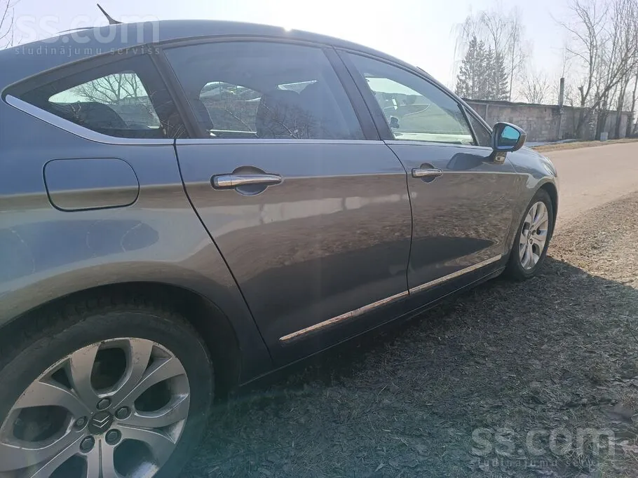 Citroen C5 2008 photo 4