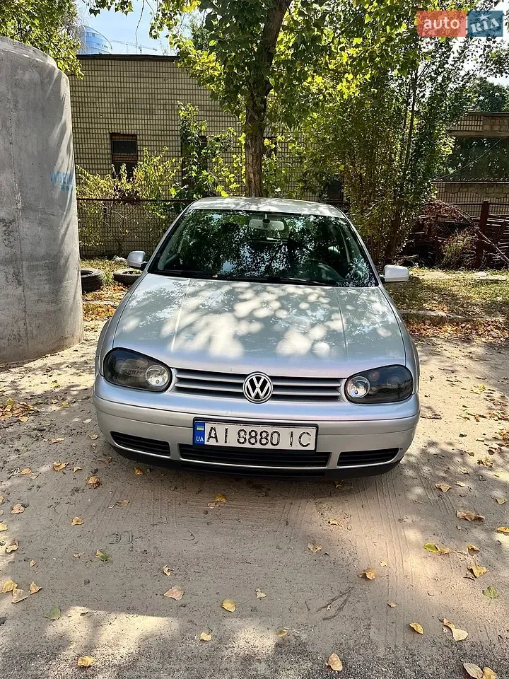 Volkswagen Golf 2002 photo 3
