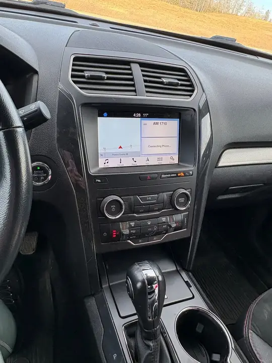 Ford Explorer 2019 photo 3