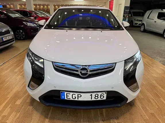 Opel Ampera 2012 photo 4